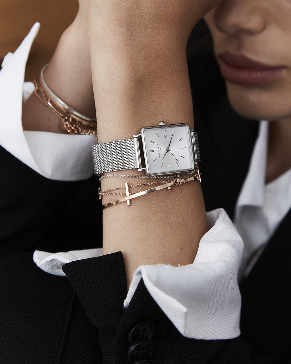 Boxy Silver Mesh leftcolumn