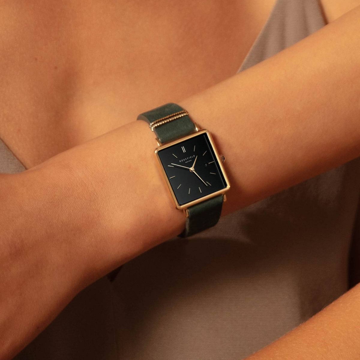 Boxy Black Forest Green + Strap Gift Set leftcolumn