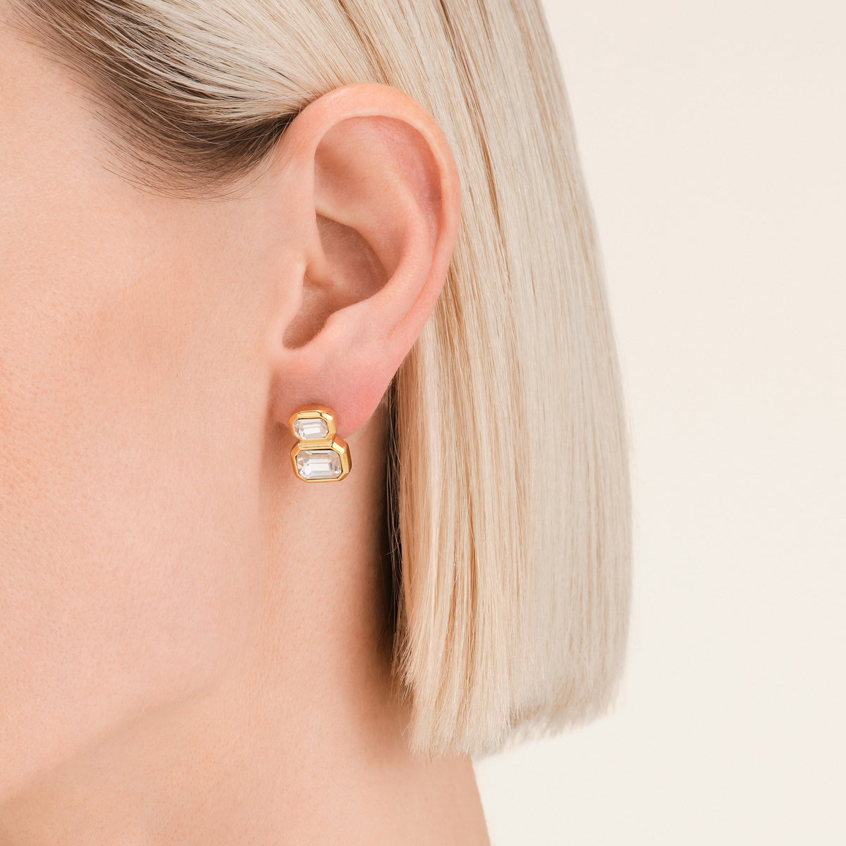 Octagon Double Studs leftcolumn