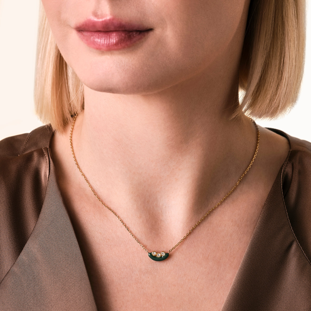 Enamel Necklace leftcolumn