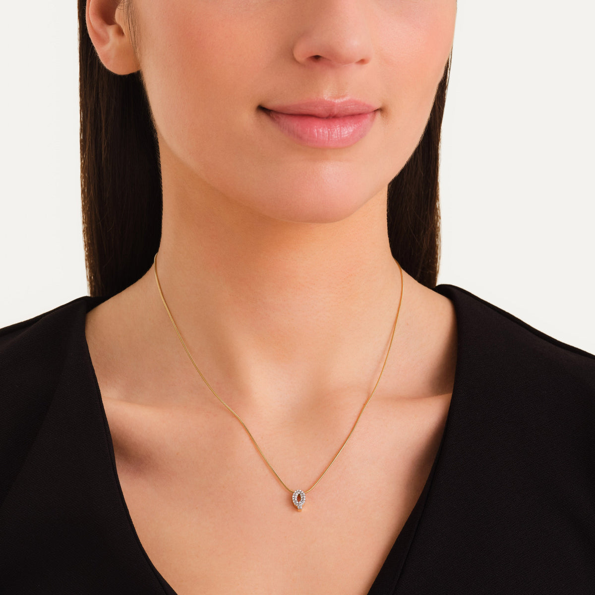 Crystal Letter Q Necklace leftcolumn