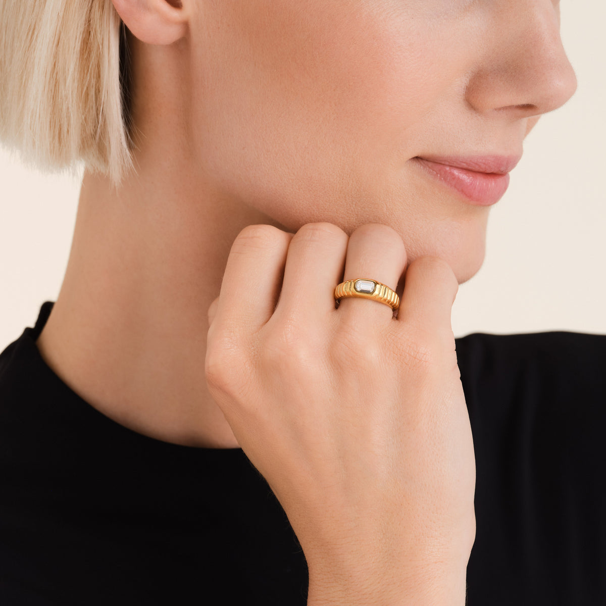 Octagon Ridged Ring leftcolumn