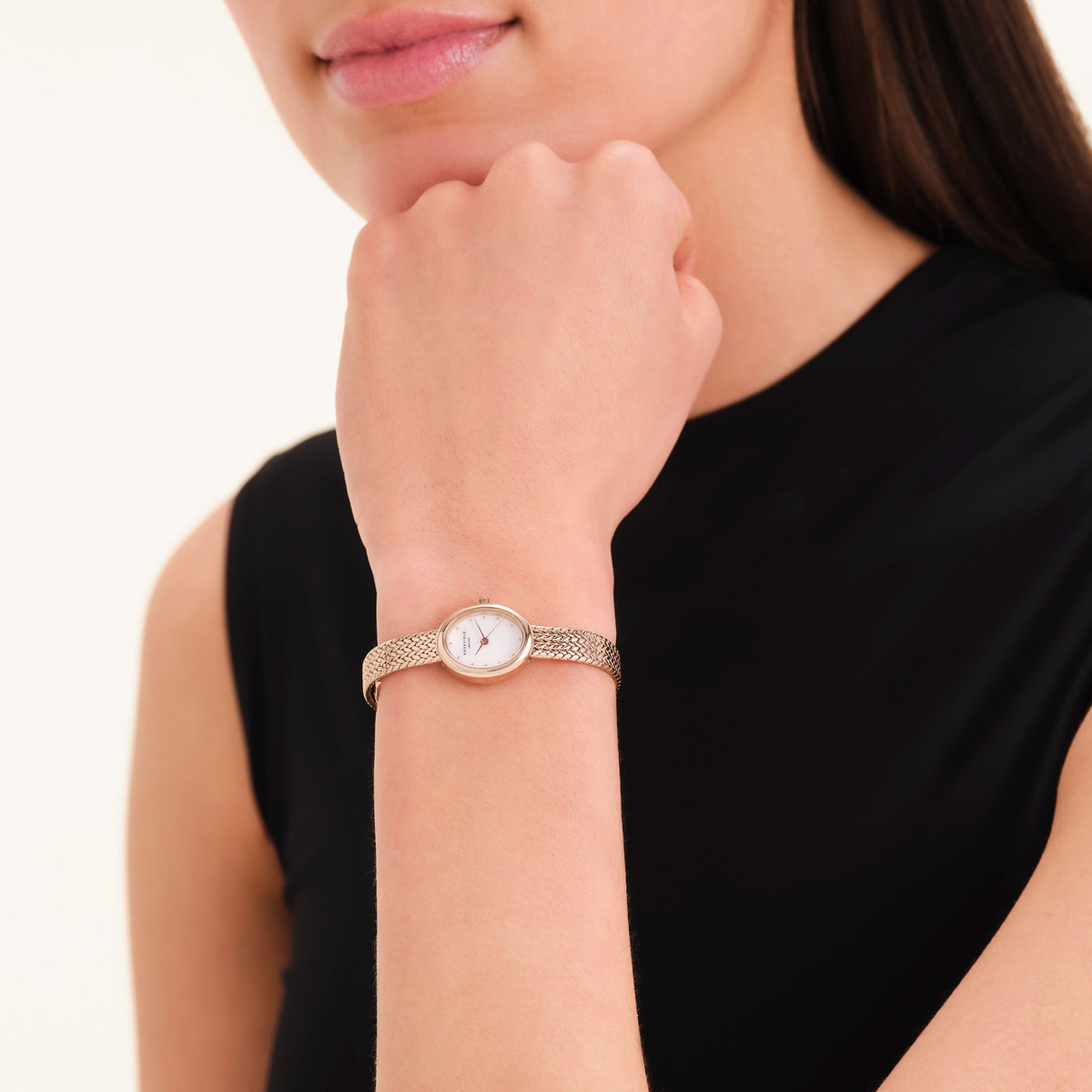 Mini Oval Rose Gold leftcolumn